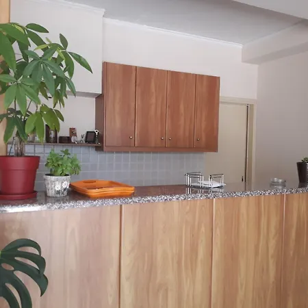 Nestor Отель Захаро
